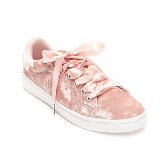 Sugar Shoes - Sugar Velvet/Ribbon sneakers size 6
